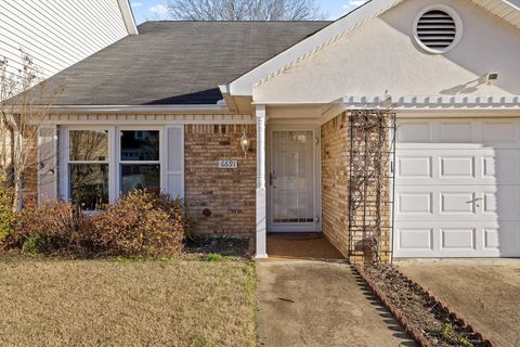 Photo of 6691 Hickory Manor Circle, Chattanooga, TN 37421 (MLS # 1525414)