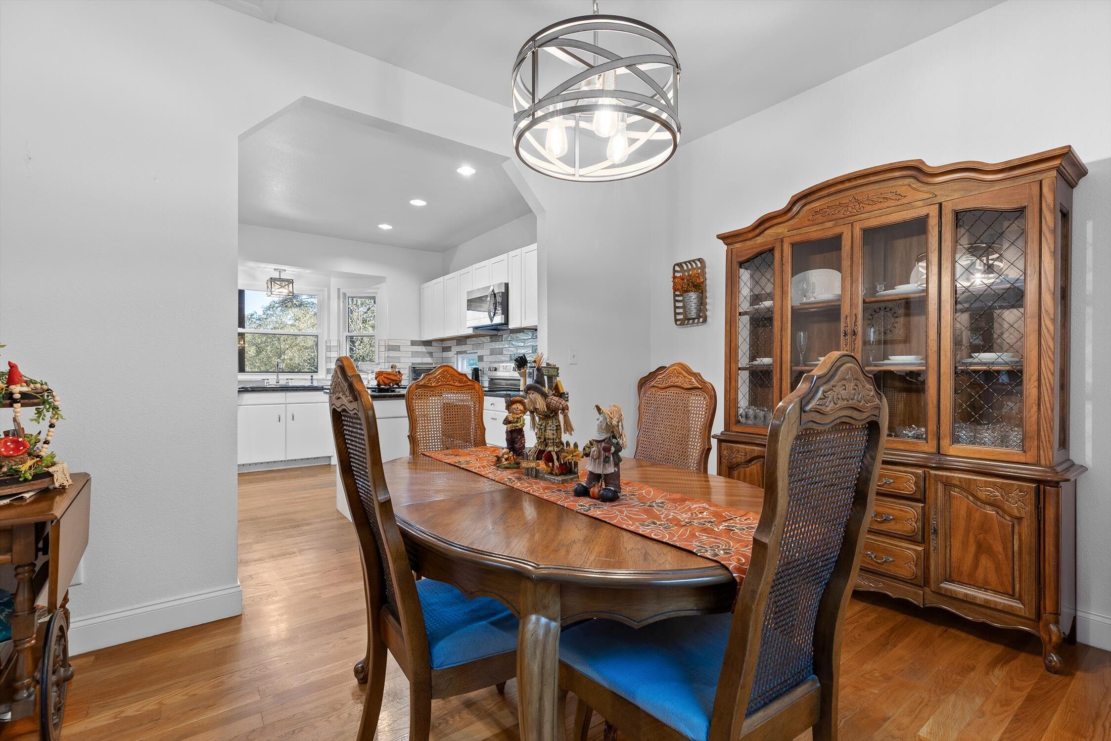 Dunlap, Tennessee 37327, United States, 3 Bedrooms Bedrooms, ,2 BathroomsBathrooms,Residential,Active,229428