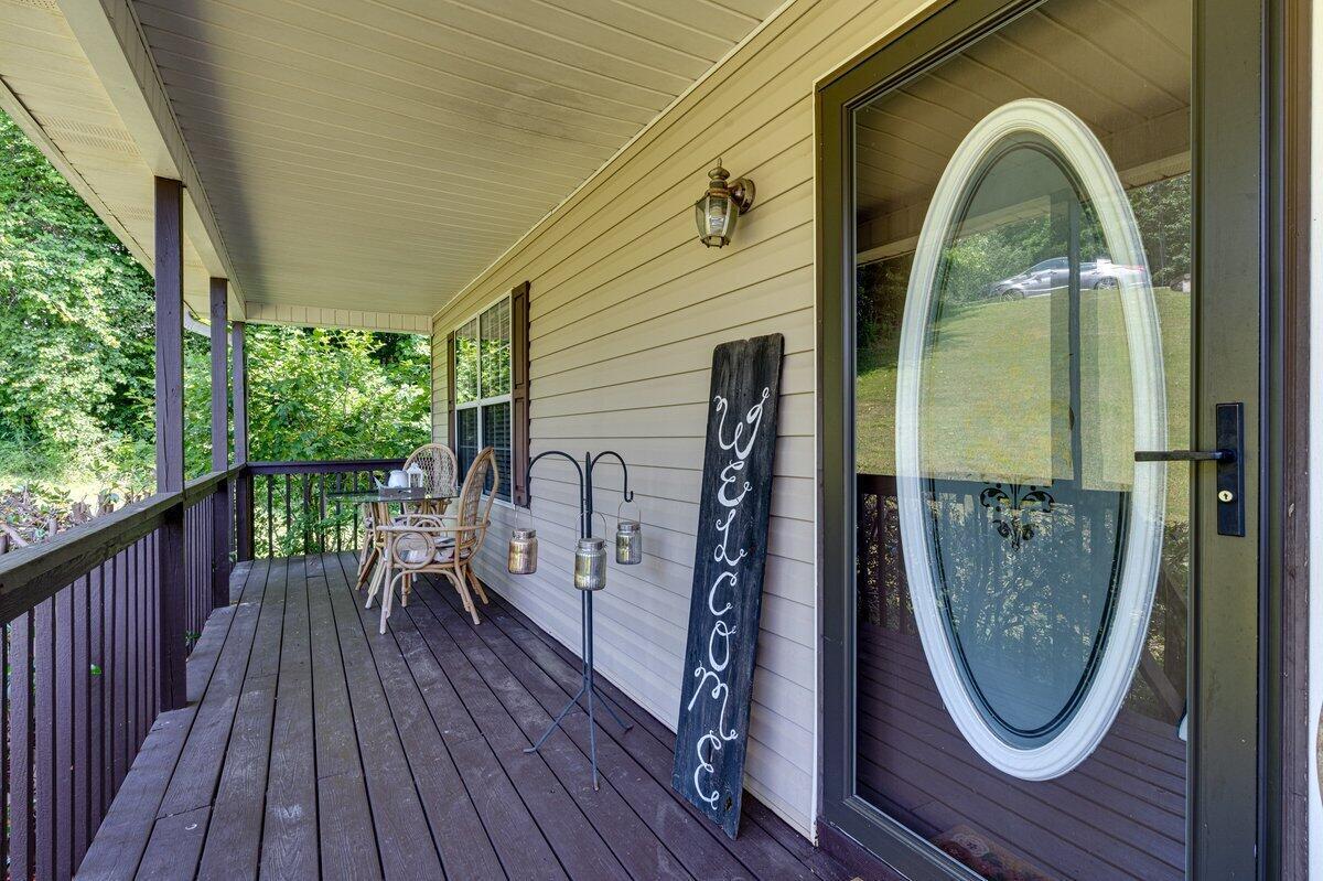 1359 Dustin Drive, Dalton, Georgia image 2