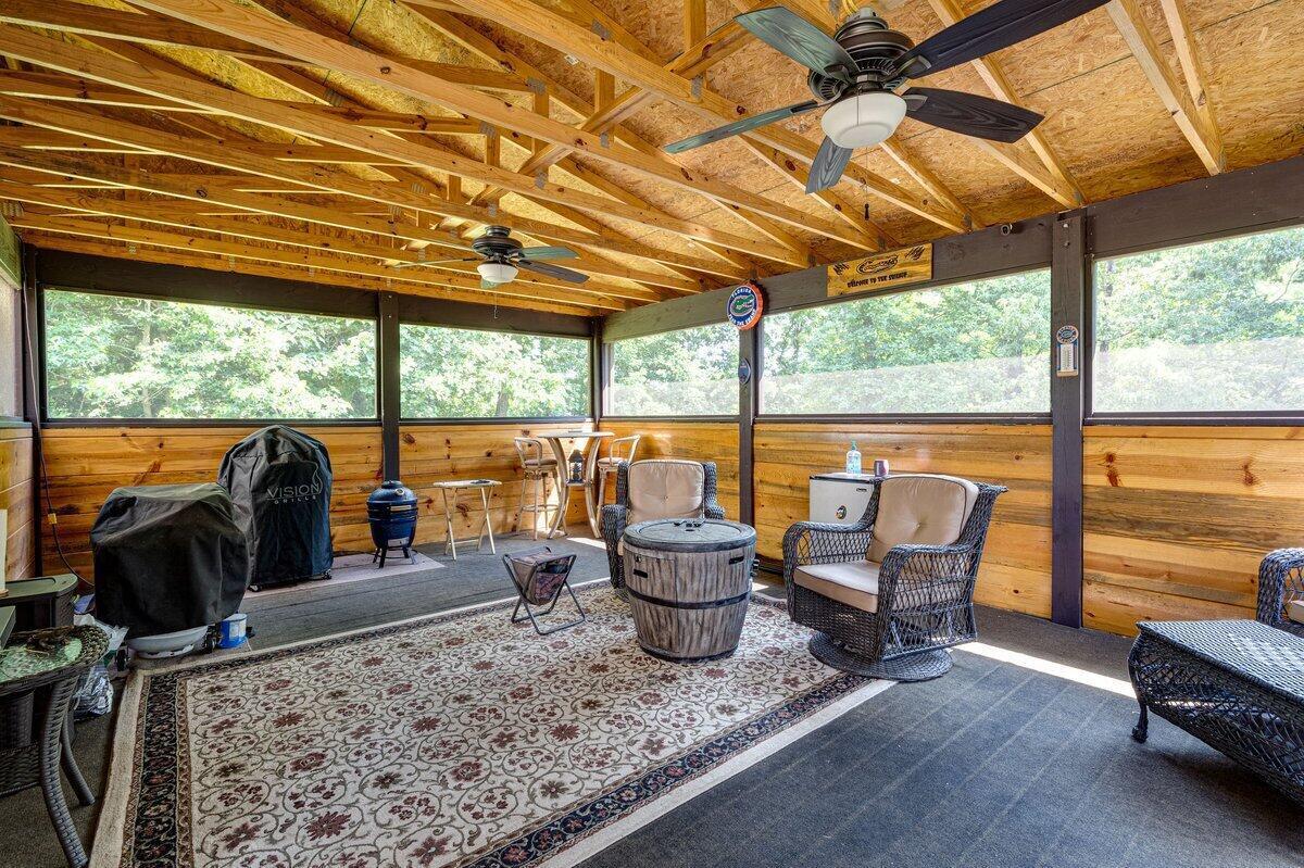 1359 Dustin Drive, Dalton, Georgia image 6