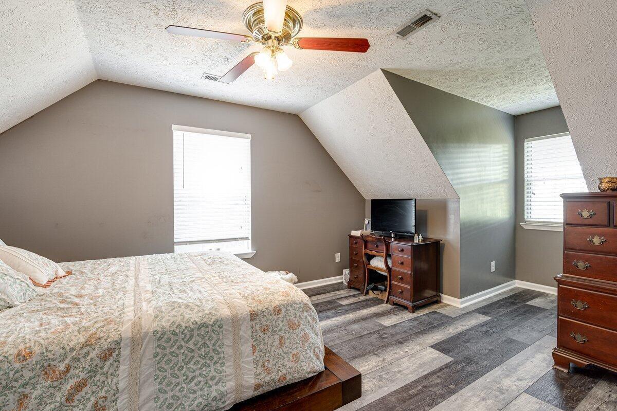 1359 Dustin Drive, Dalton, Georgia image 10