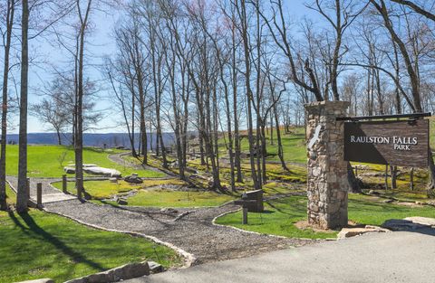 Tiny photo for 325 Whiskey Way, Jasper, TN 37347 (MLS # 1510877)