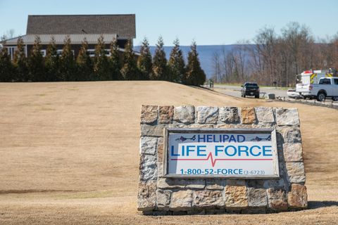 Tiny photo for 325 Whiskey Way, Jasper, TN 37347 (MLS # 1510877)