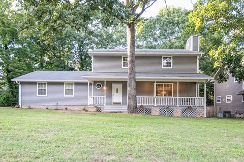 Photo of 6817 Ridge Creek Drive, Ooltewah, TN 37363 (MLS # 1536742)