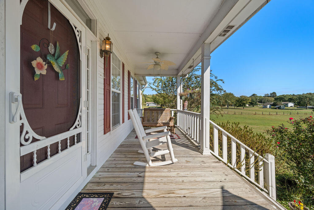 1902 Long Hollow Road