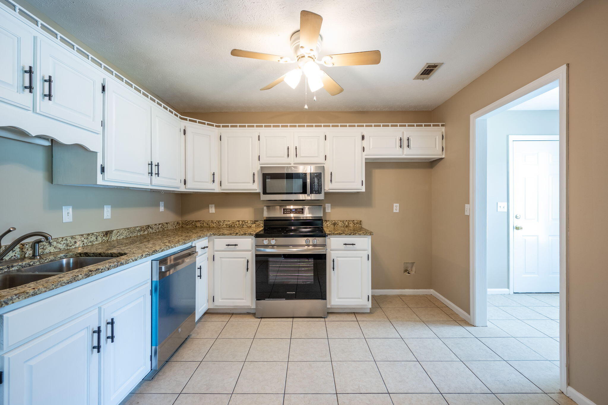 14 Castleview Court, Ringgold, Georgia image 9
