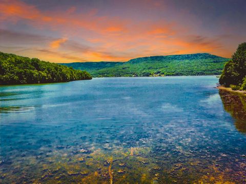 Photo of 0 Edgewater Way, Jasper, TN 37347 (MLS # 1513631)