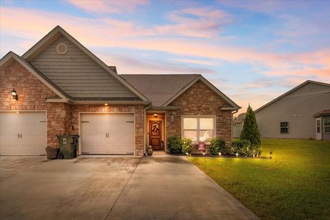 Photo of 44 Sunset Cove Drive, Rossville, GA 30741 (MLS # 1515721)