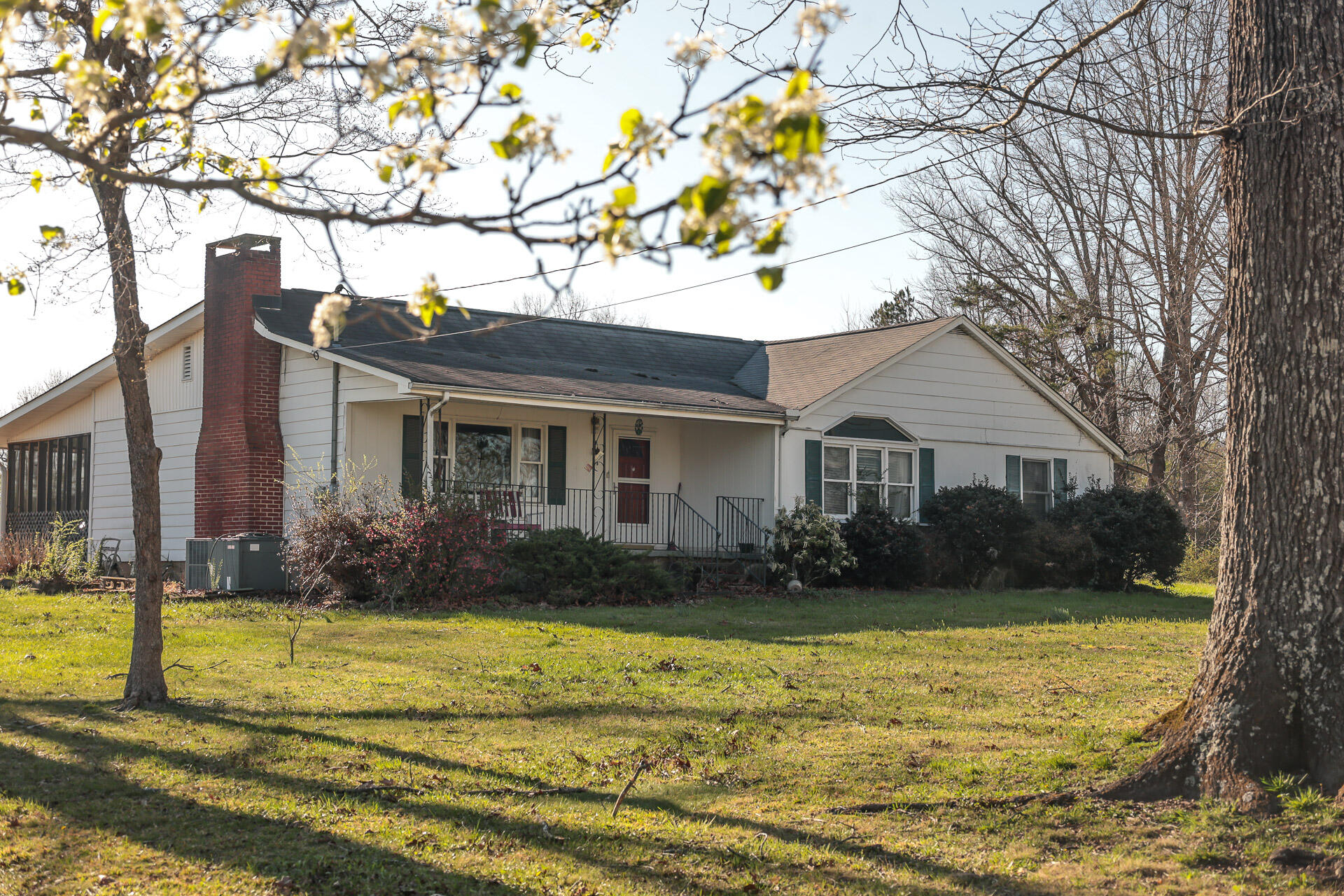 12733 Jones Gap Road