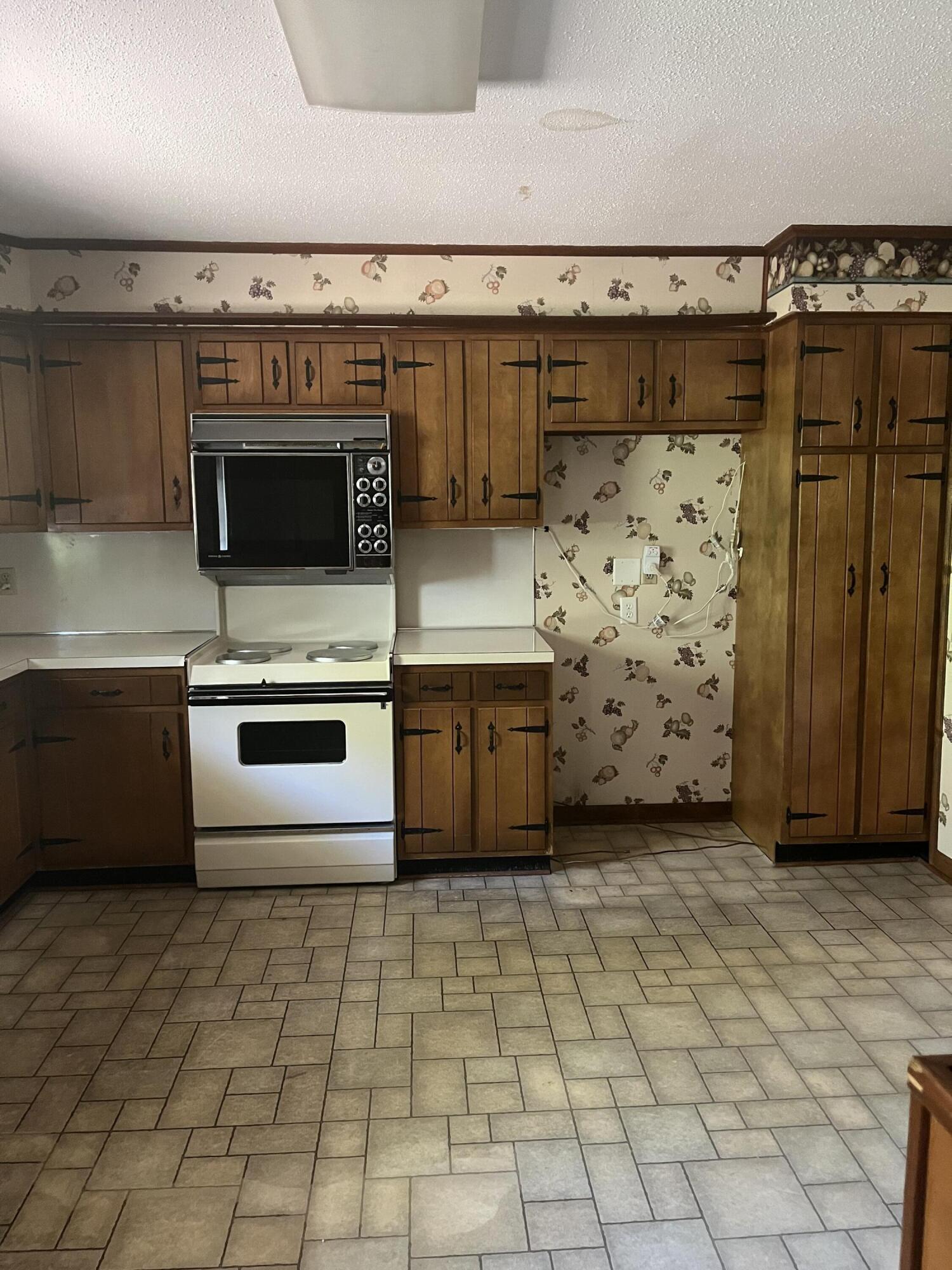 1340 N Glen Drive, Hixson, Tennessee image 6