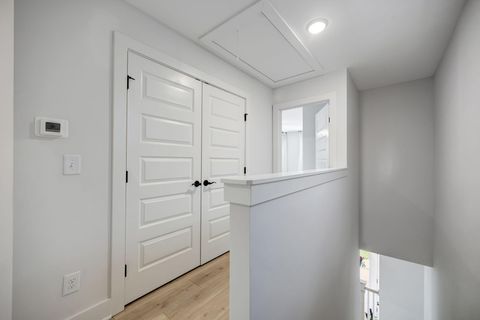 Tiny photo for 2439 Twill Place, Chattanooga, TN 37404 (MLS # 1529391)