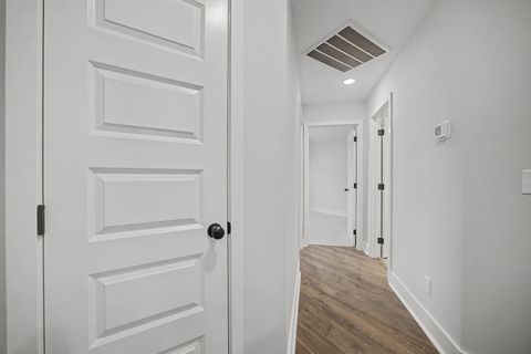 Tiny photo for 2439 Twill Place, Chattanooga, TN 37404 (MLS # 1529391)