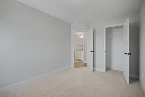 Tiny photo for 2439 Twill Place, Chattanooga, TN 37404 (MLS # 1529391)