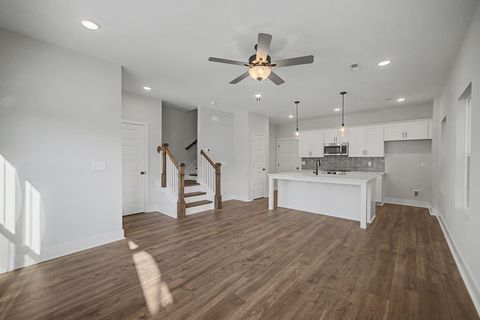 Tiny photo for 2439 Twill Place, Chattanooga, TN 37404 (MLS # 1529391)