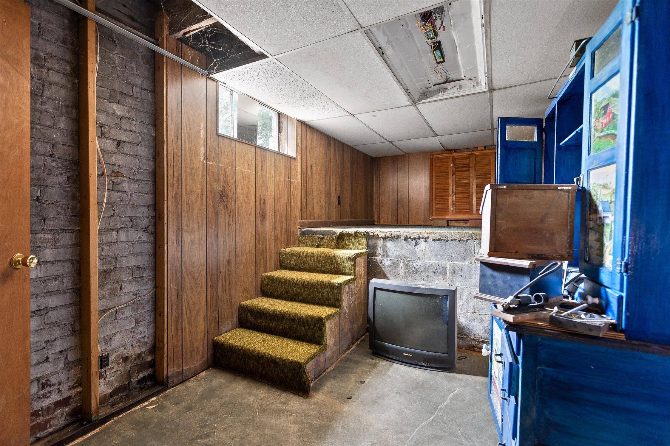 Chattanooga, Tennessee 37411, United States, 4 Bedrooms Bedrooms, ,3 BathroomsBathrooms,Residential,Active,124075