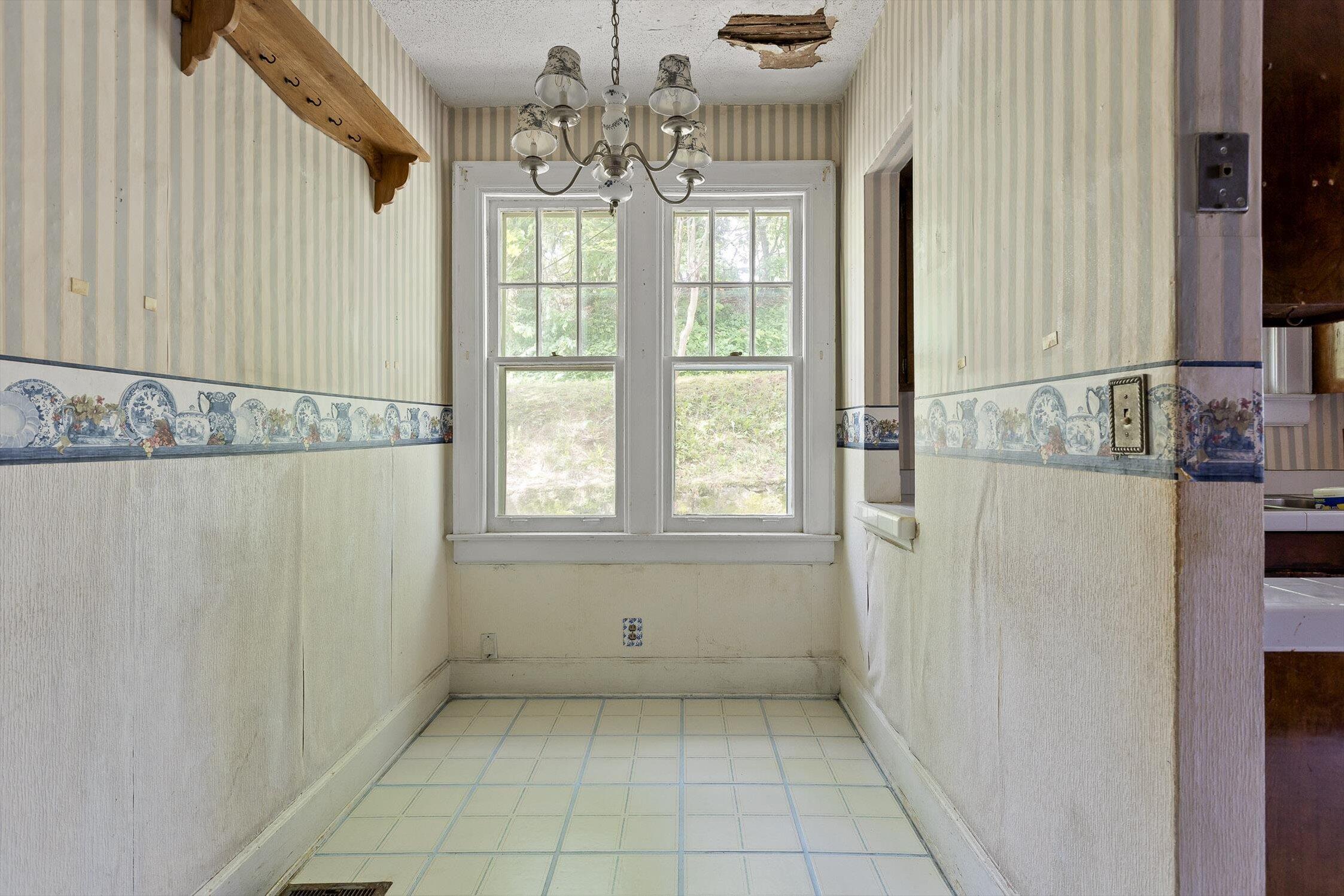 Chattanooga, Tennessee 37411, United States, 4 Bedrooms Bedrooms, ,3 BathroomsBathrooms,Residential,Active,124075