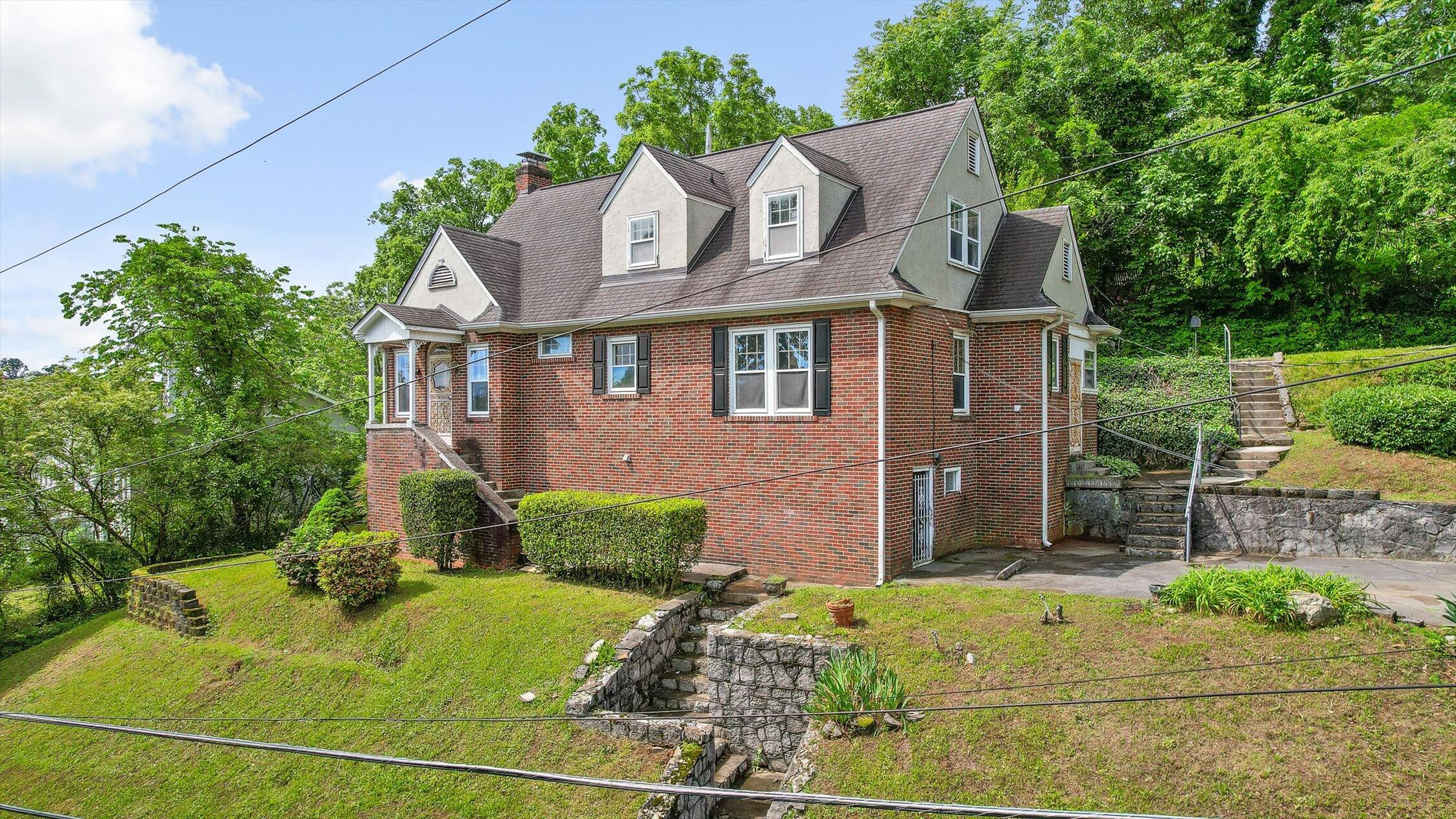 Chattanooga, Tennessee 37411, United States, 4 Bedrooms Bedrooms, ,3 BathroomsBathrooms,Residential,Active,124075