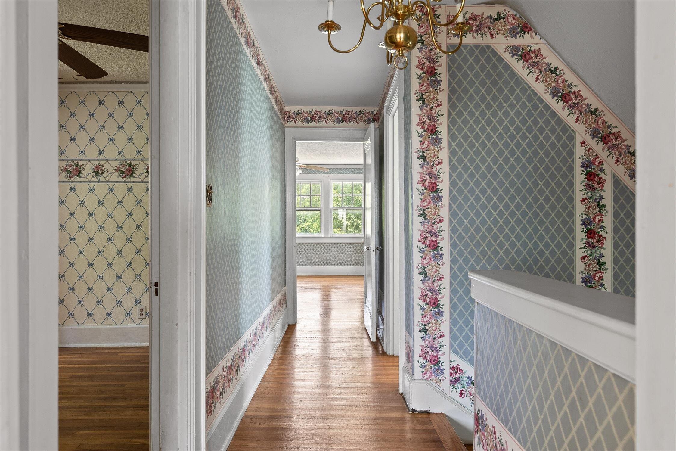 Chattanooga, Tennessee 37411, United States, 4 Bedrooms Bedrooms, ,3 BathroomsBathrooms,Residential,Active,124075