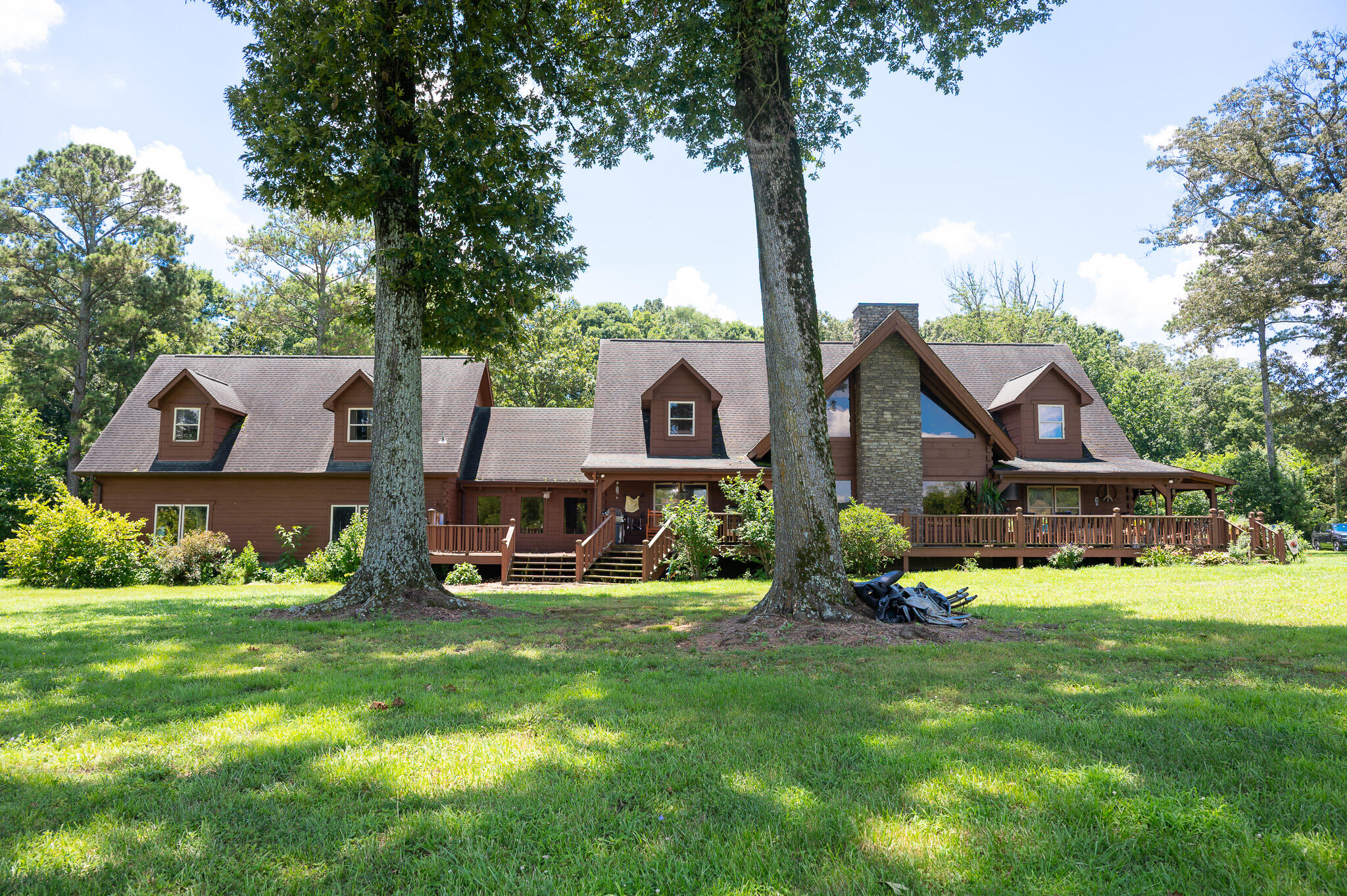 3901 SE Spring Place Road