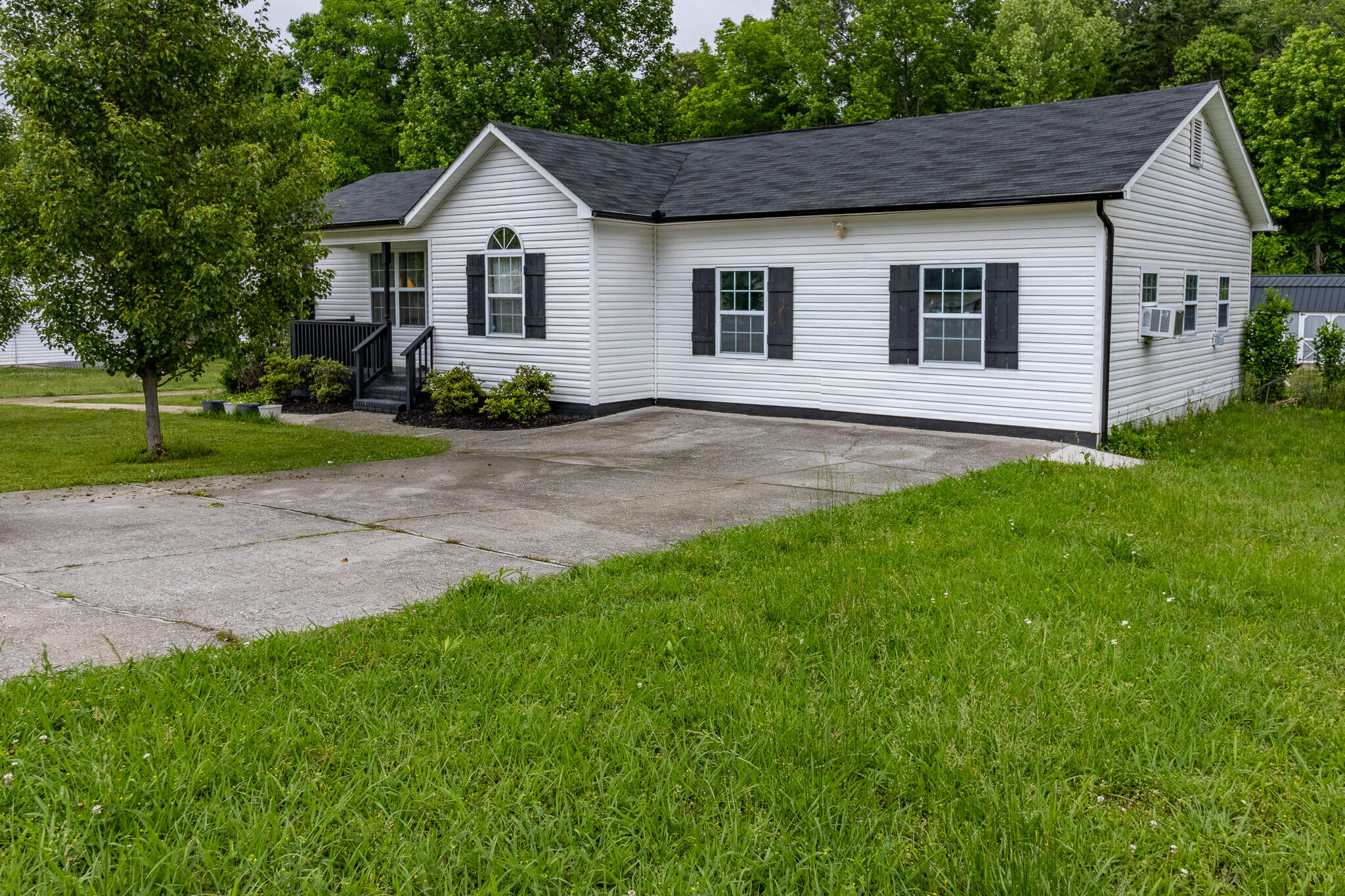 115 Timberland Trail, Ringgold, Georgia image 3