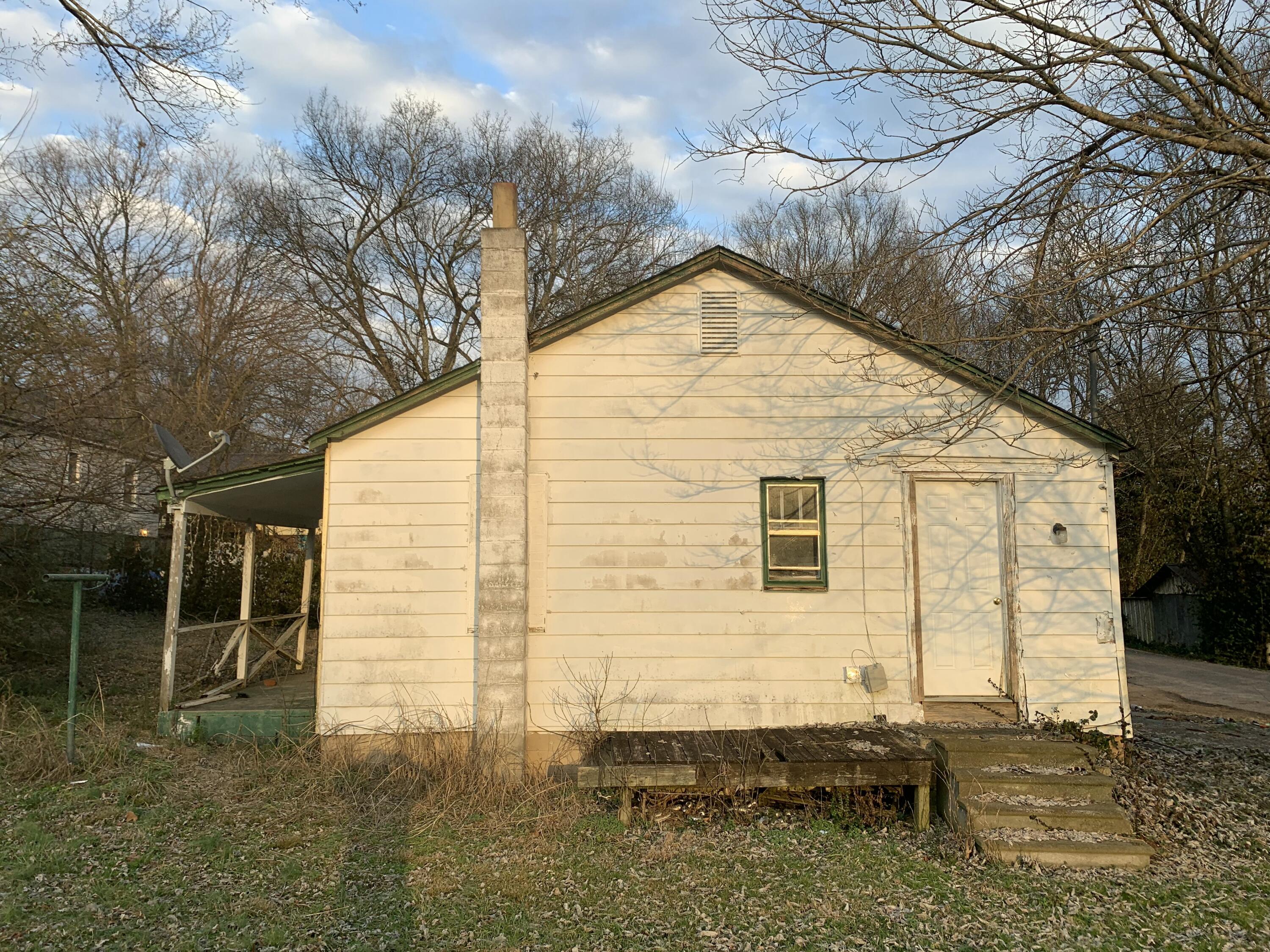 508 W Hornsby Street, Athens, Tennessee image 2