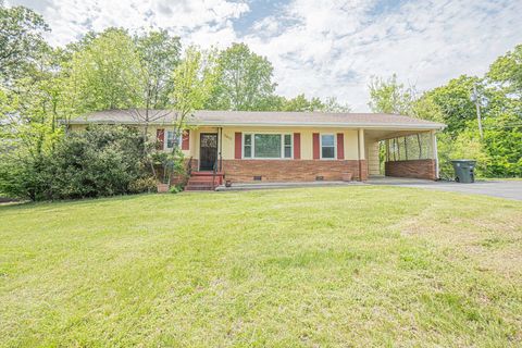Photo of 3803 Laird Lane, Chattanooga, TN 37415 (MLS # 1532562)