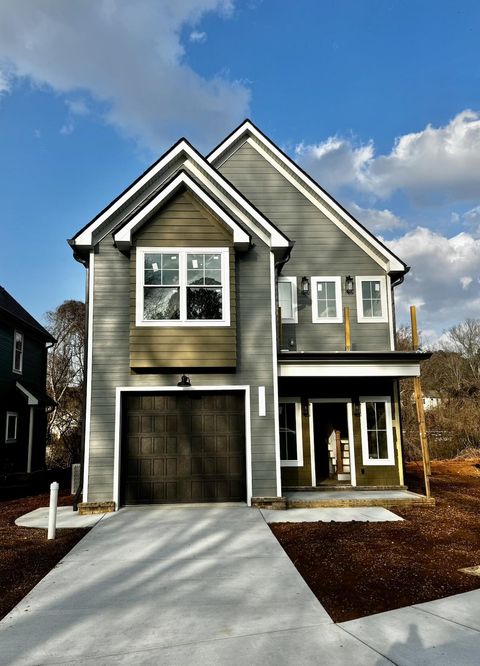 Photo of 1360 Thomas Avenue, Chattanooga, TN 37409 (MLS # 1528909)