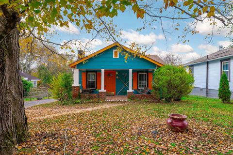 Photo of 3113 Greenwich Avenue, Chattanooga, TN 37415 (MLS # 1523682)