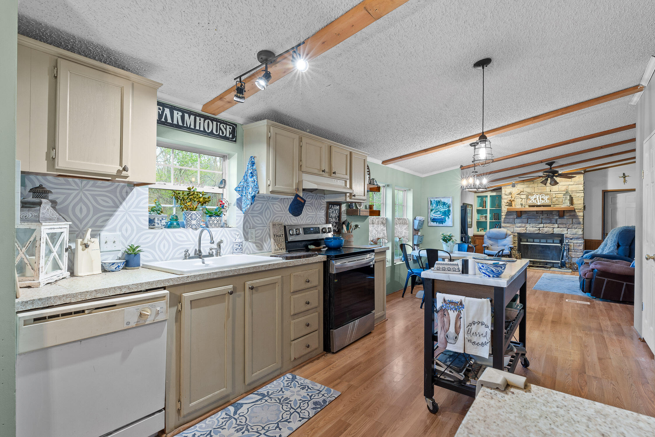 328 Pekoma Road, Philadelphia, Tennessee image 25