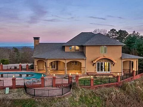 Homes For Sale - 1295 Clearview Drive<br/> Catoosa County, Ringgold, GA 30736