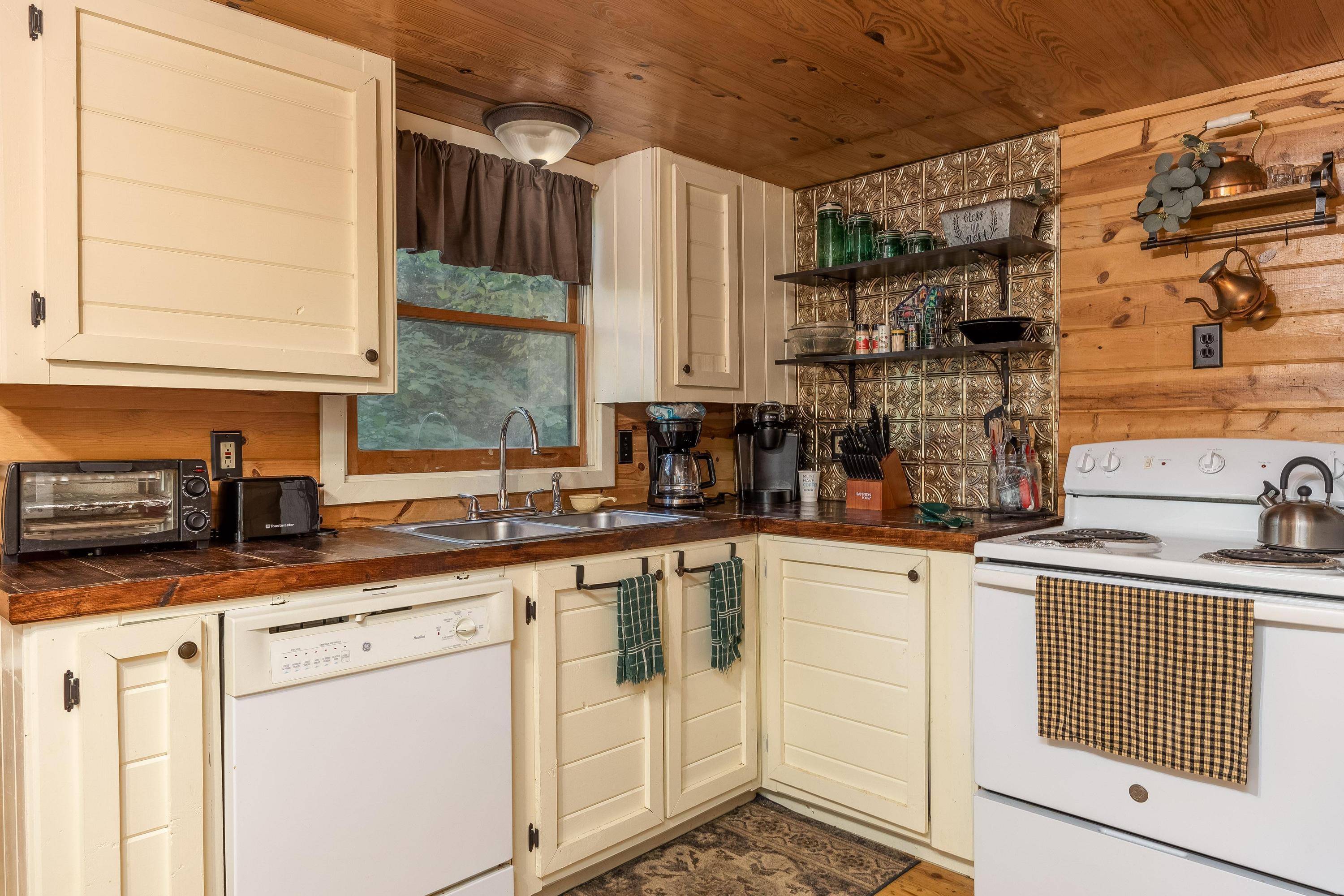 884 Ducks Nest Road, Turtletown, Tennessee image 5