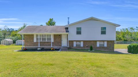 Photo of 8211 Cicero Trail, Chattanooga, TN 37421 (MLS # 1523821) Photo of 8211 Cicero Trail, Chattanooga, TN 37421 (MLS # 1523821)