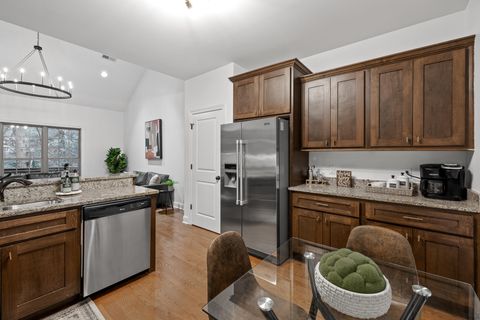 Tiny photo for 1104 Westwood Avenue, Chattanooga, TN 37405 (MLS # 1520320)