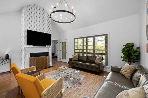 Tiny photo for 1104 Westwood Avenue, Chattanooga, TN 37405 (MLS # 1520320)