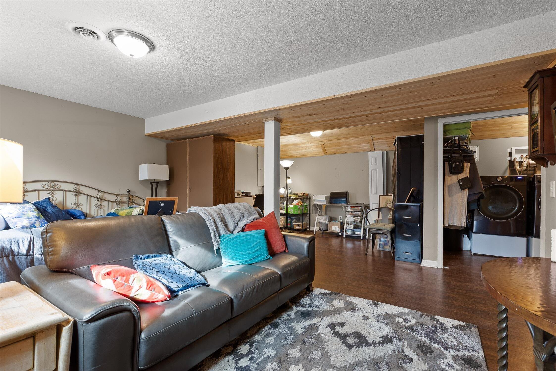 Flintstone, Georgia 30725, United States, 3 Bedrooms Bedrooms, ,2 BathroomsBathrooms,Residential,Pending,250246