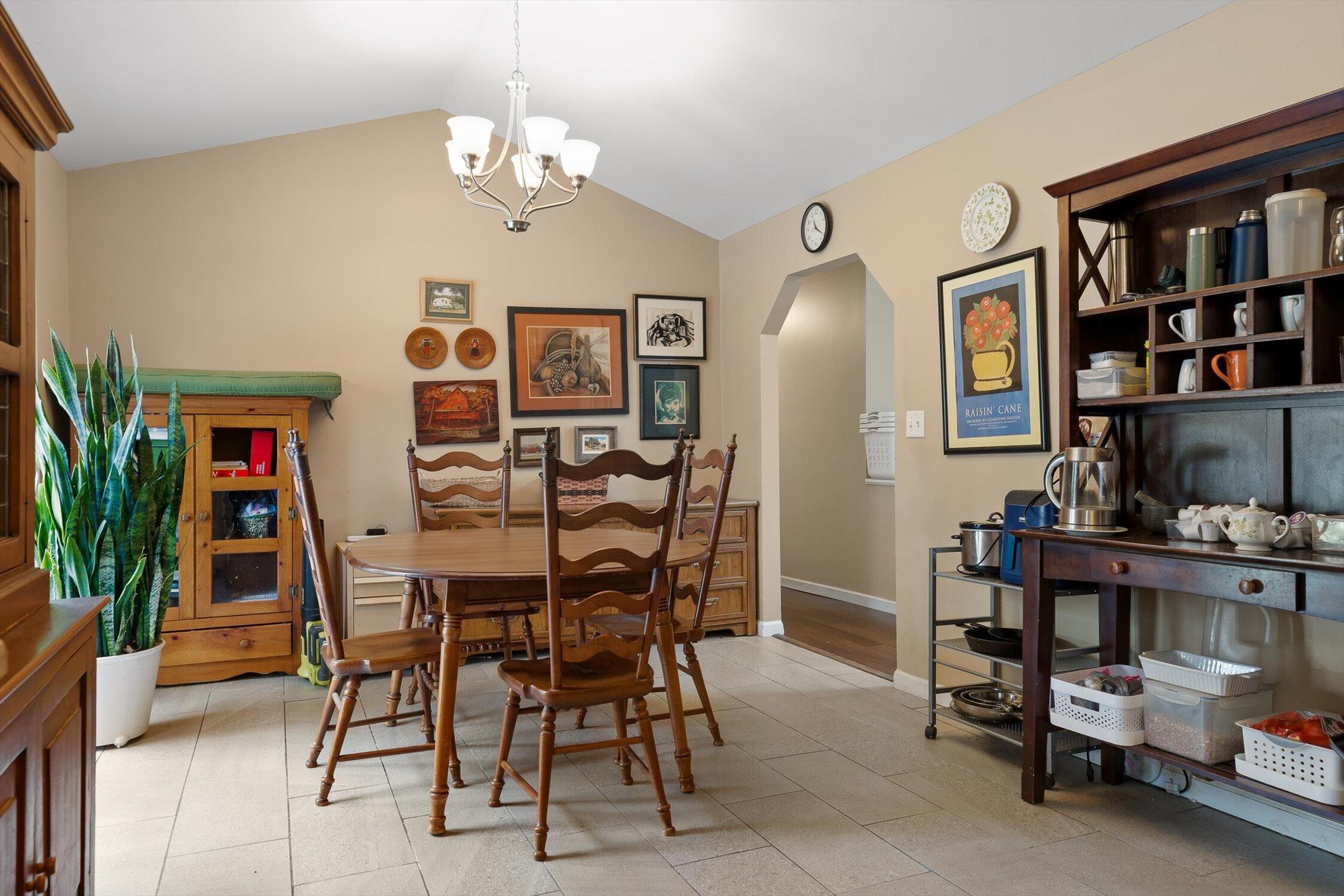 Flintstone, Georgia 30725, United States, 3 Bedrooms Bedrooms, ,2 BathroomsBathrooms,Residential,Pending,250246