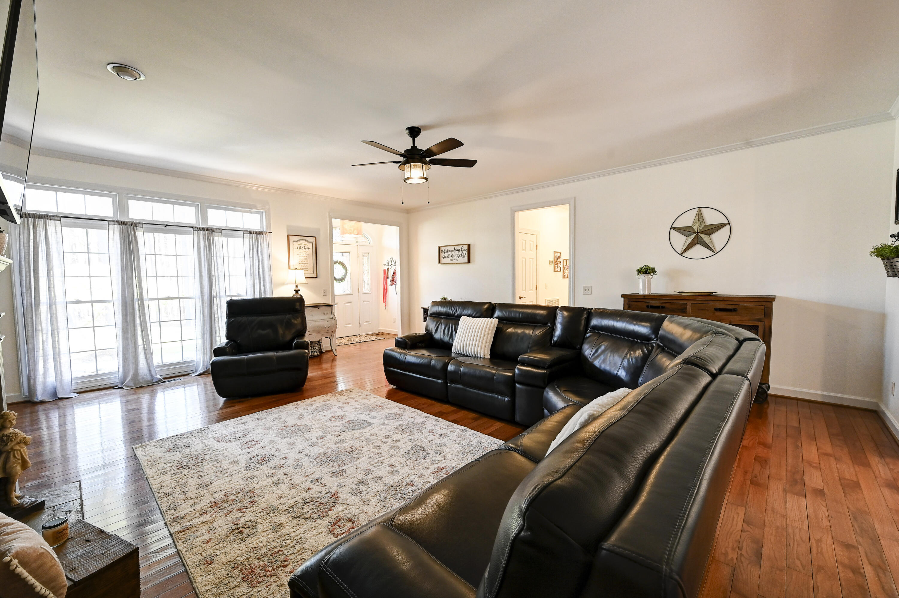406 Mountain Shadow Lane, Chatsworth, Georgia image 5