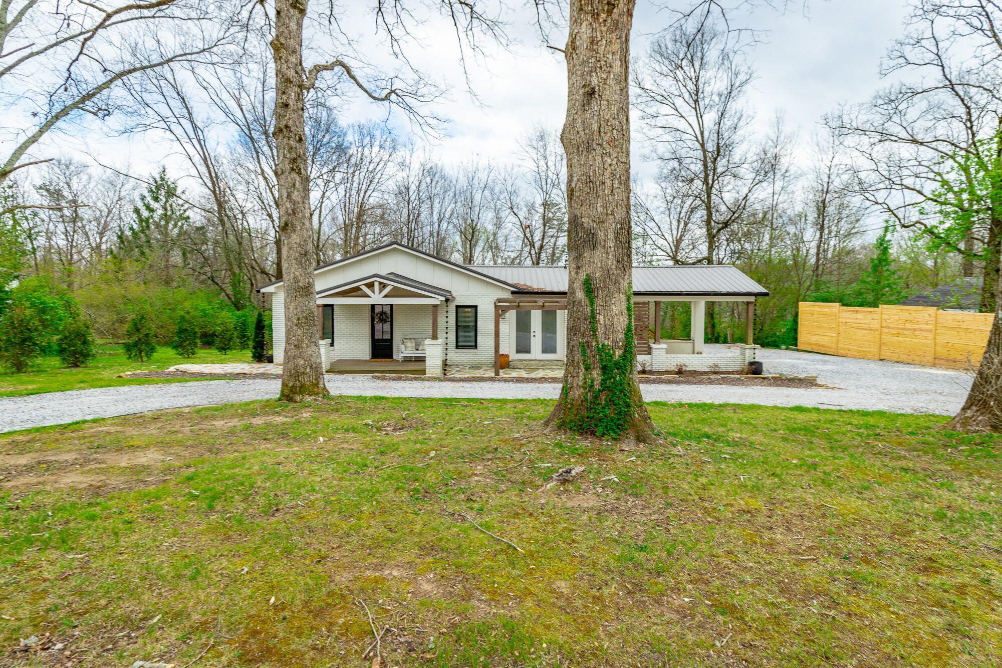 2422 Corral Road