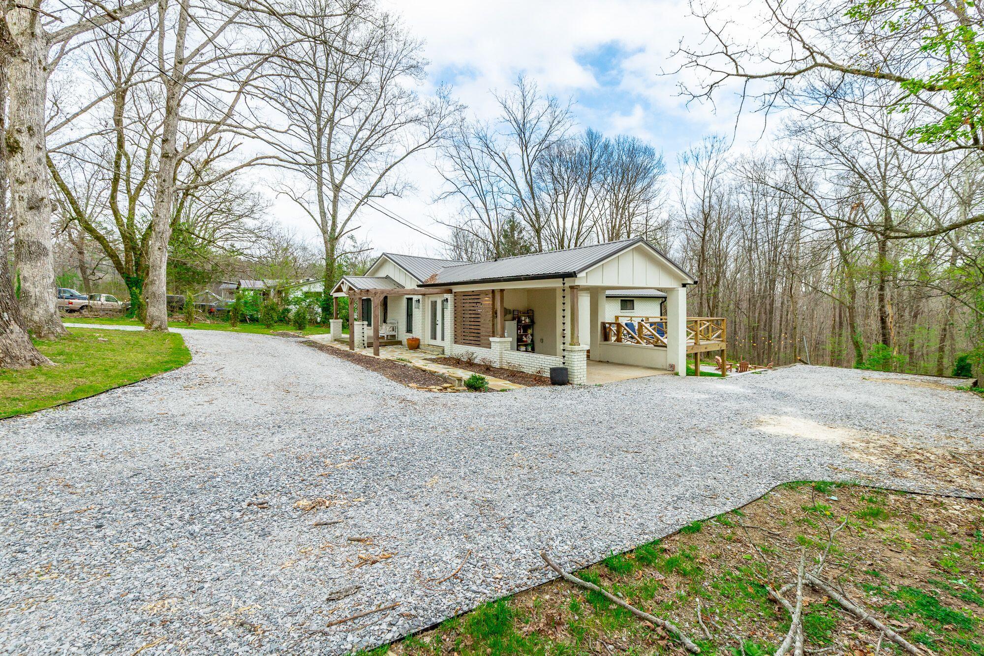 2422 Corral Road