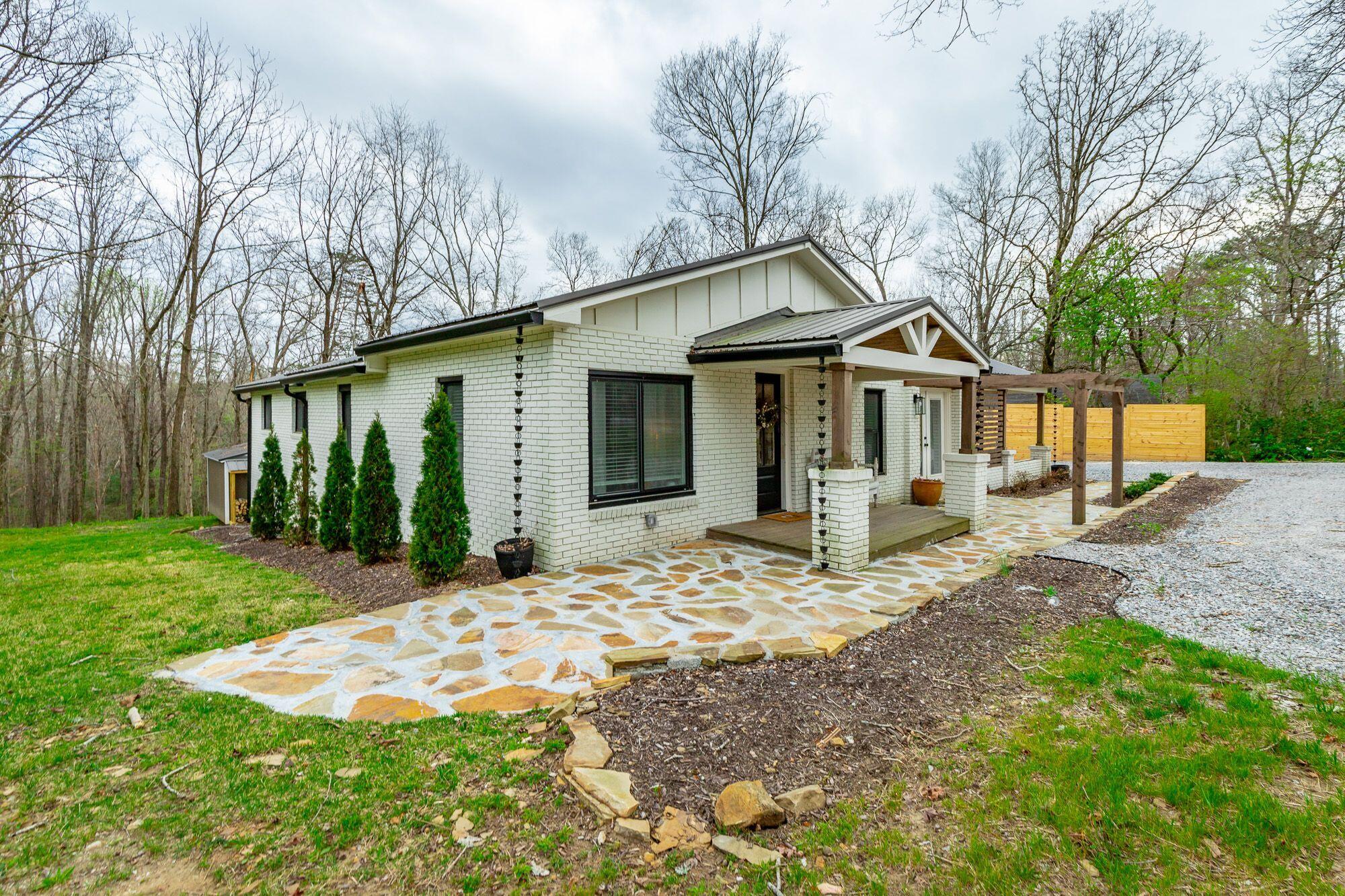 2422 Corral Road