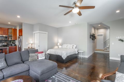 Tiny photo for 687 Ladd Avenue, Chattanooga, TN 37405 (MLS # 1526480)