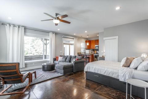 Tiny photo for 687 Ladd Avenue, Chattanooga, TN 37405 (MLS # 1526480)