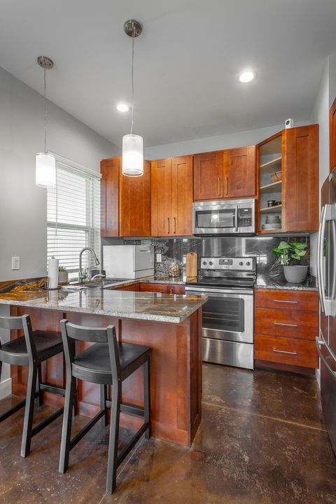 Tiny photo for 687 Ladd Avenue, Chattanooga, TN 37405 (MLS # 1526480)