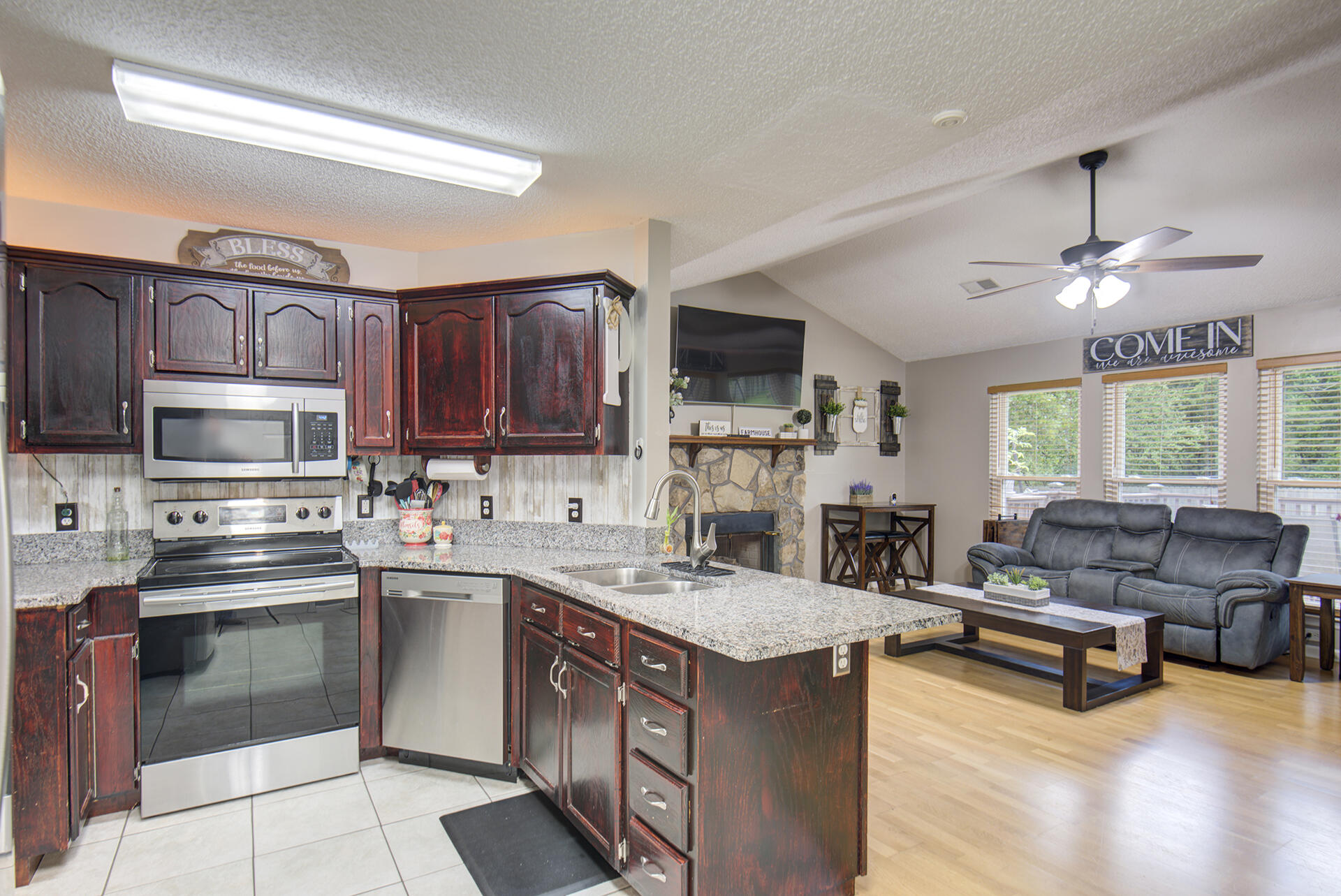 8820 Forest Pond Drive, Harrison, Tennessee image 12