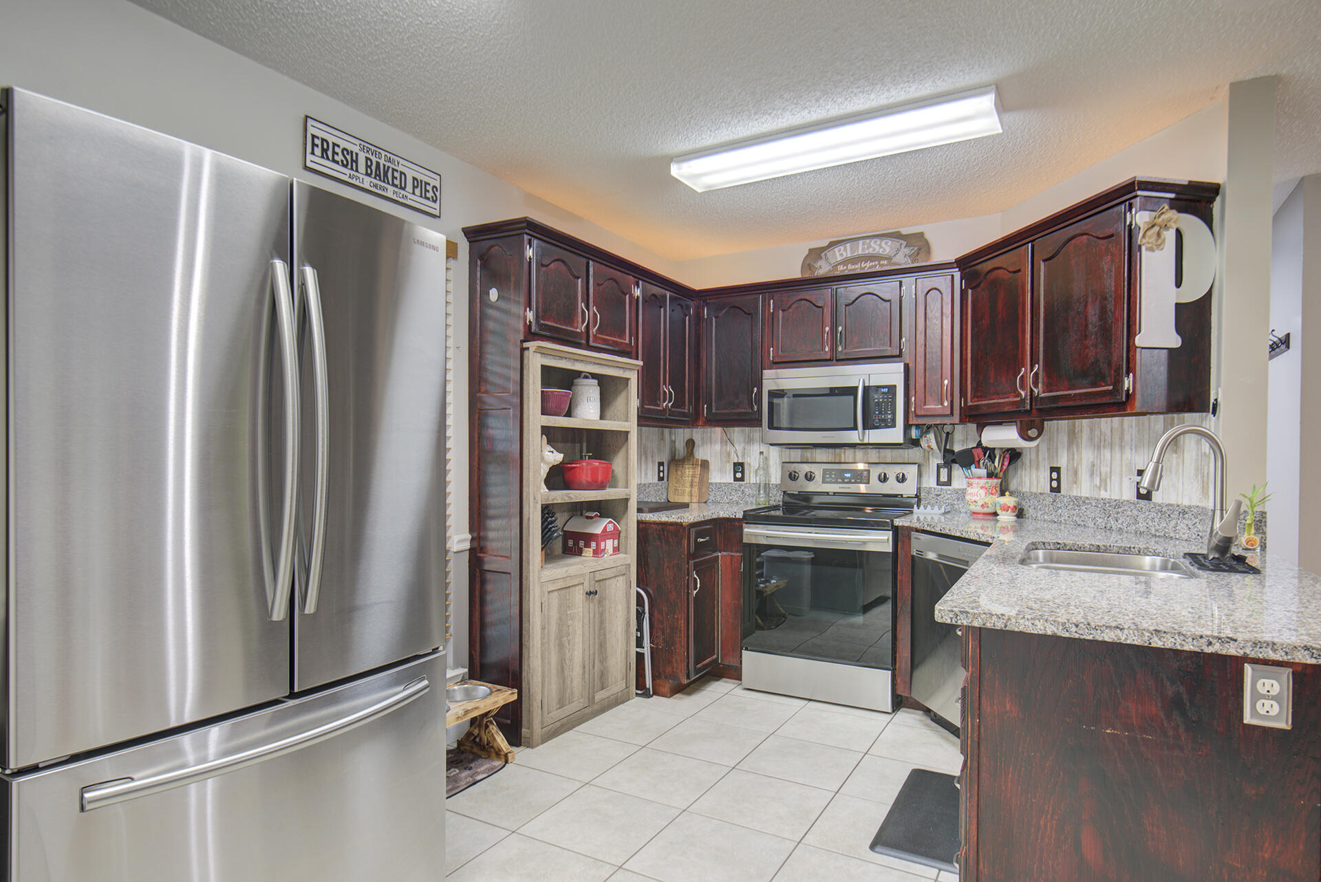 8820 Forest Pond Drive, Harrison, Tennessee image 11