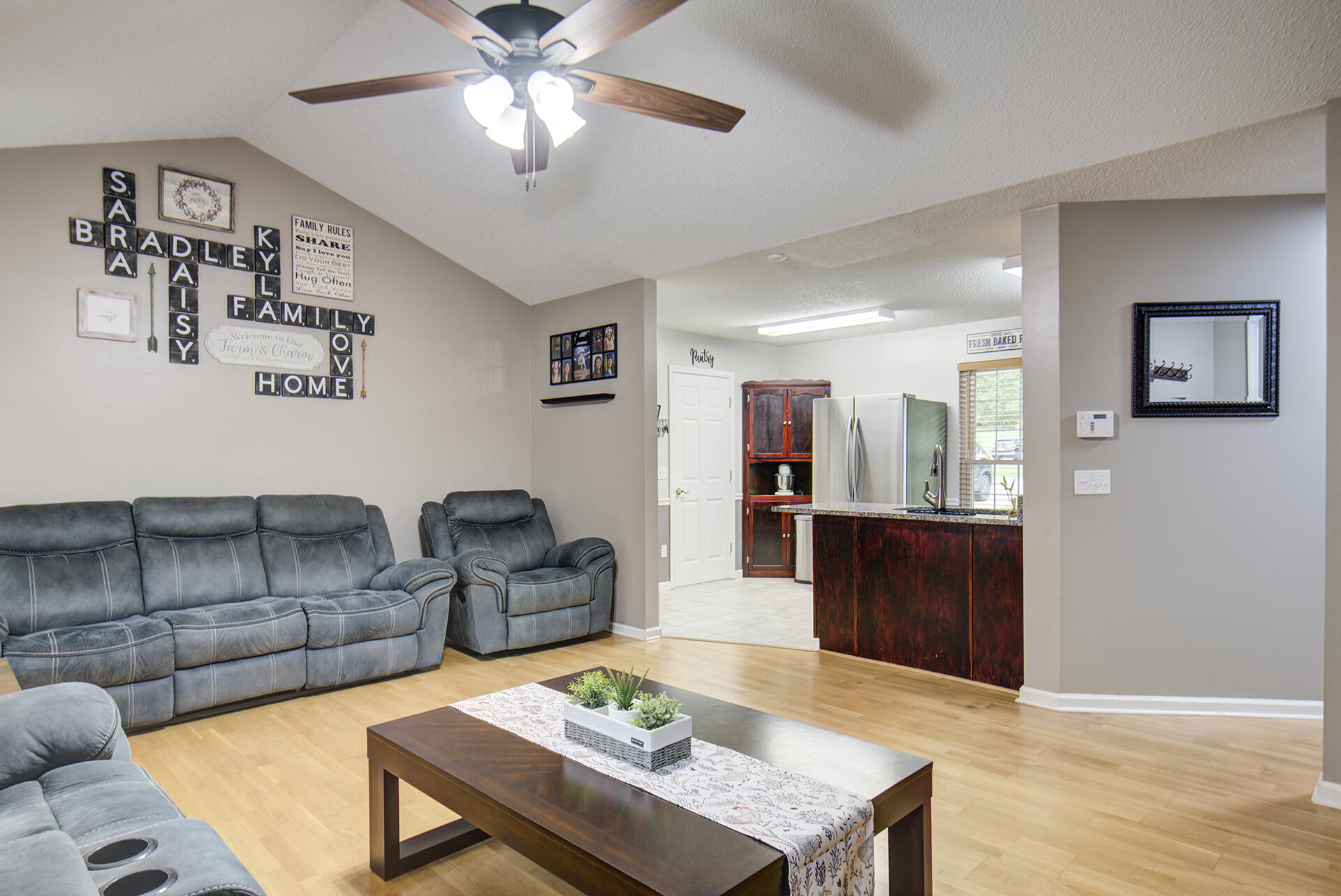 8820 Forest Pond Drive, Harrison, Tennessee image 7