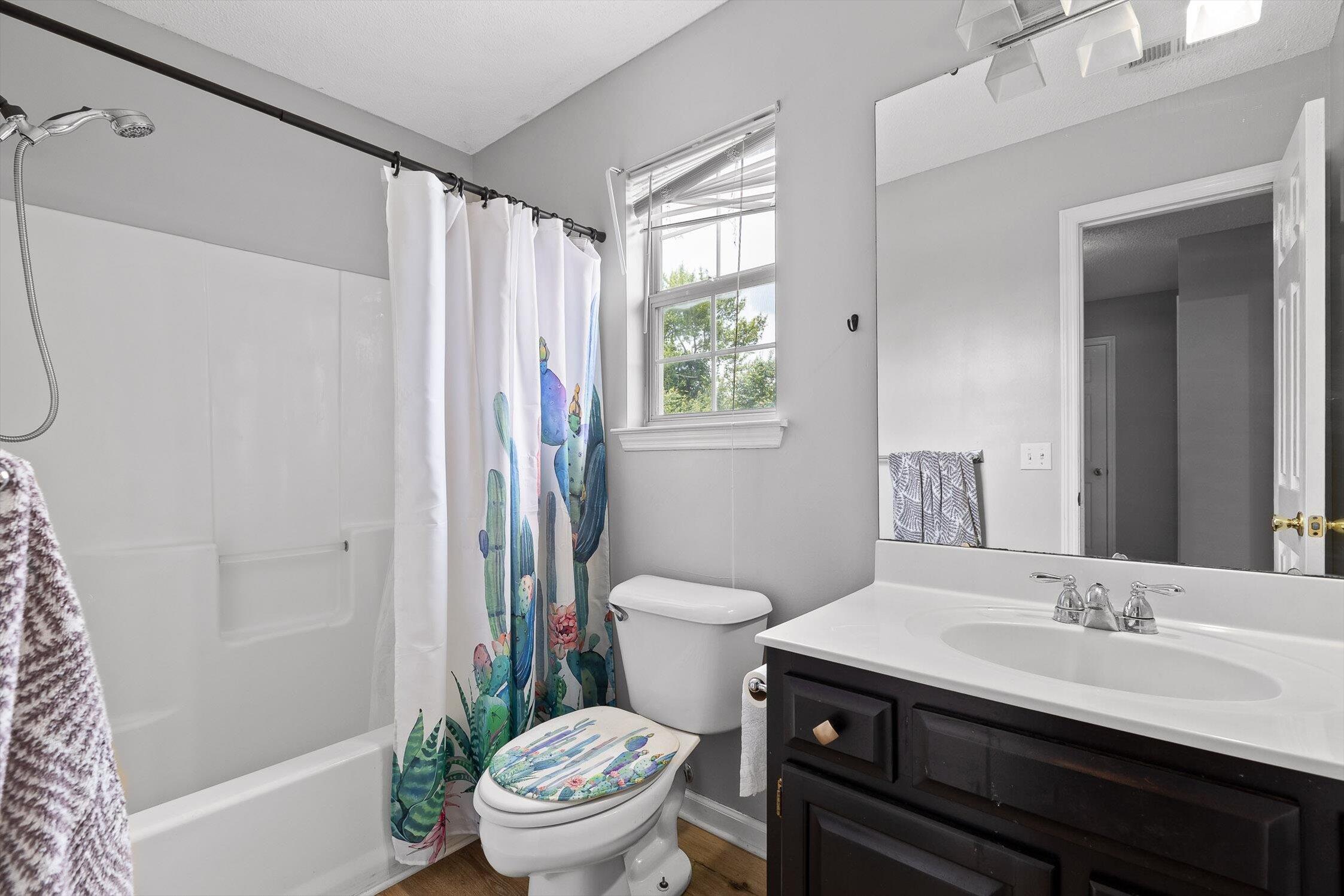 Ringgold, Georgia 30736, United States, 3 Bedrooms Bedrooms, ,3 BathroomsBathrooms,Residential,Active,147827