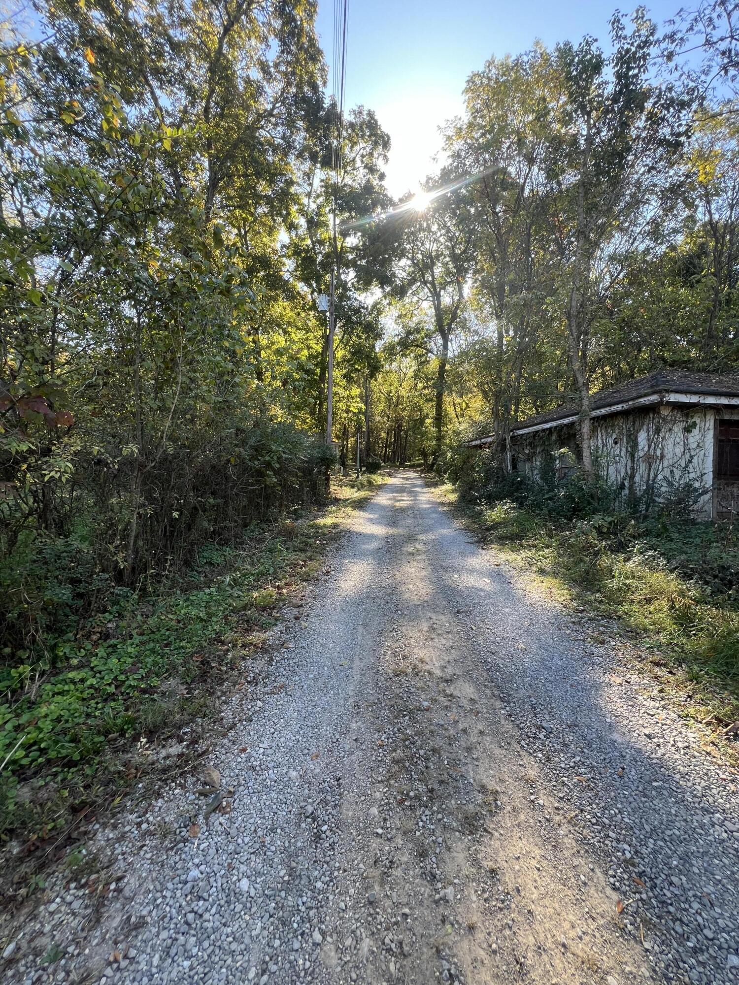 1466 Dahl Springs Lane, Hixson, Tennessee image 35