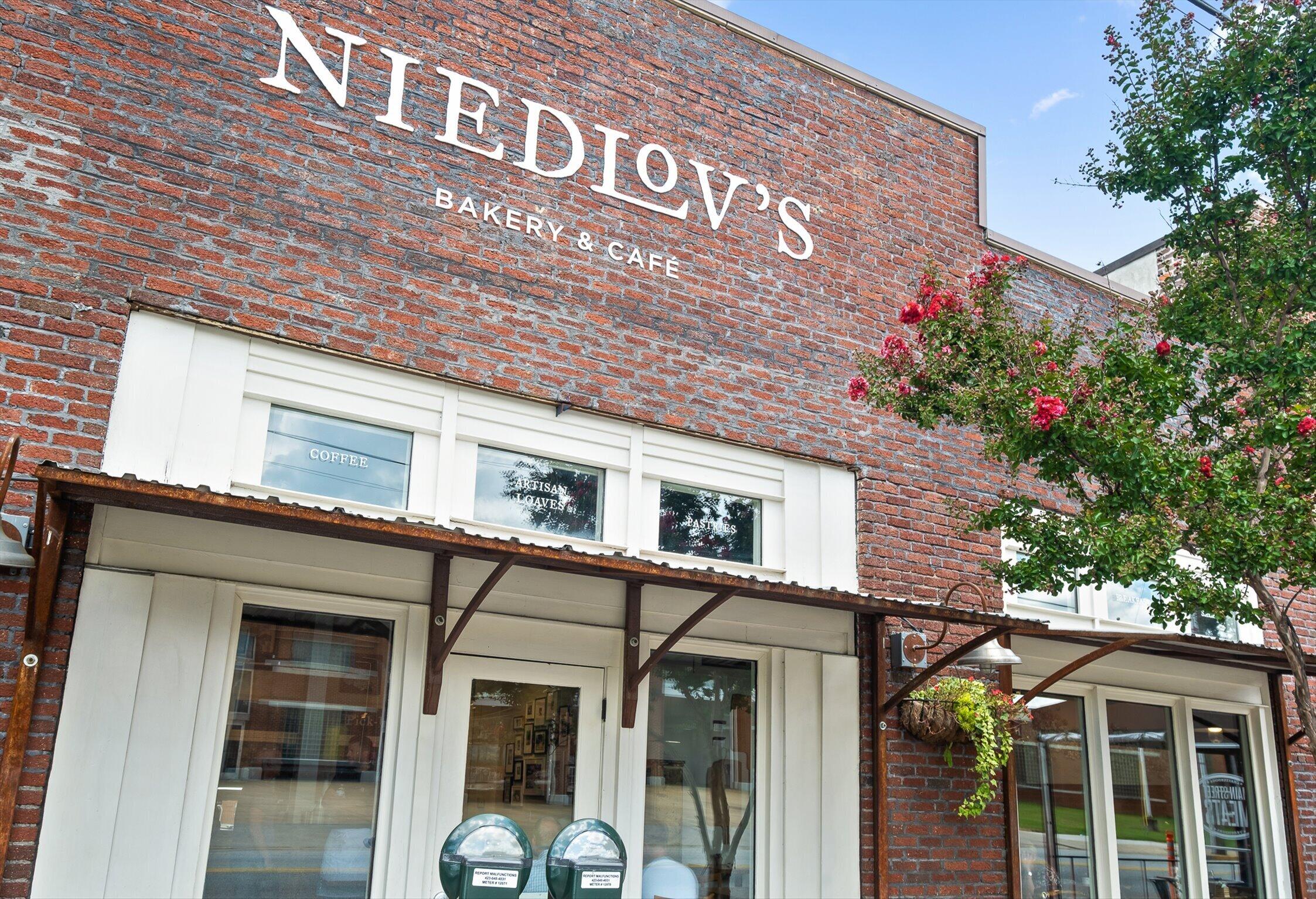 Chattanooga, Tennessee 37408, United States, 3 Bedrooms Bedrooms, ,3 BathroomsBathrooms,Residential,Active,115389