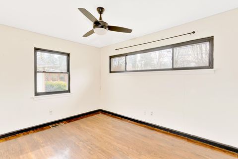 Tiny photo for 5413 Weaver Street, Chattanooga, TN 37412 (MLS # 1528160)